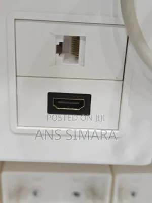Wall Mount Face Plate Featuring Both an Hdmi Port and an Rj45