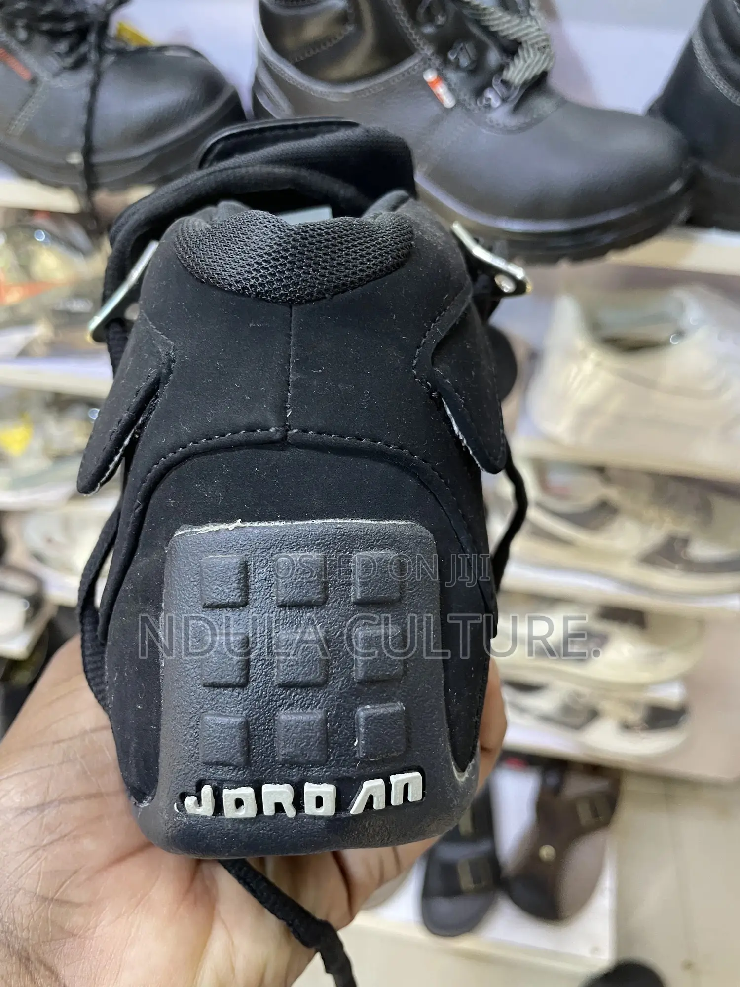Black White Jordan 18 Sneaker