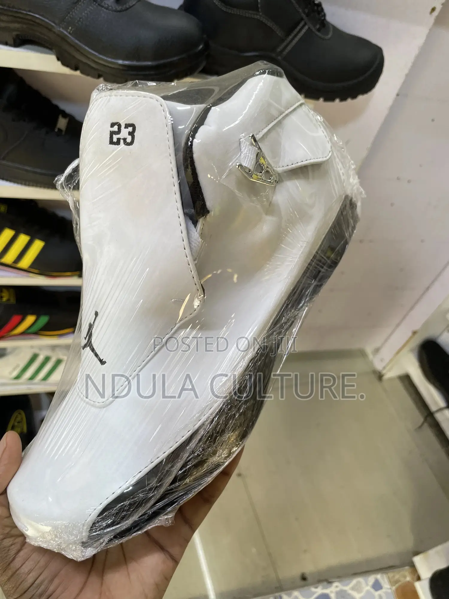 Black White Jordan 18 Sneaker