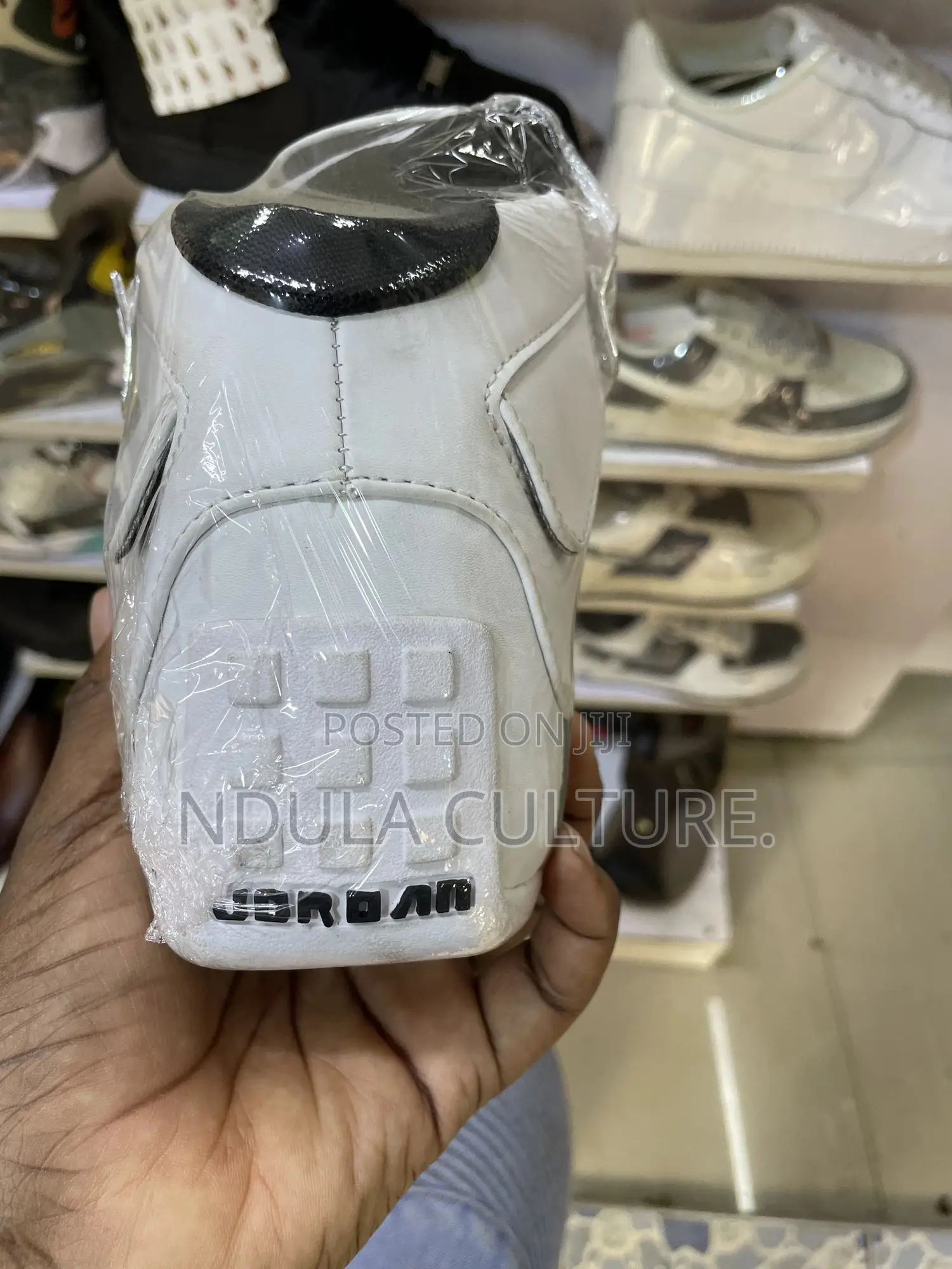 Black White Jordan 18 Sneaker