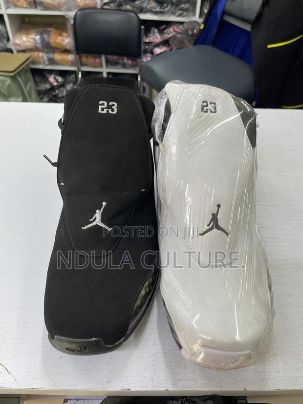 Black White Jordan 18 Sneaker - thumbnail 11