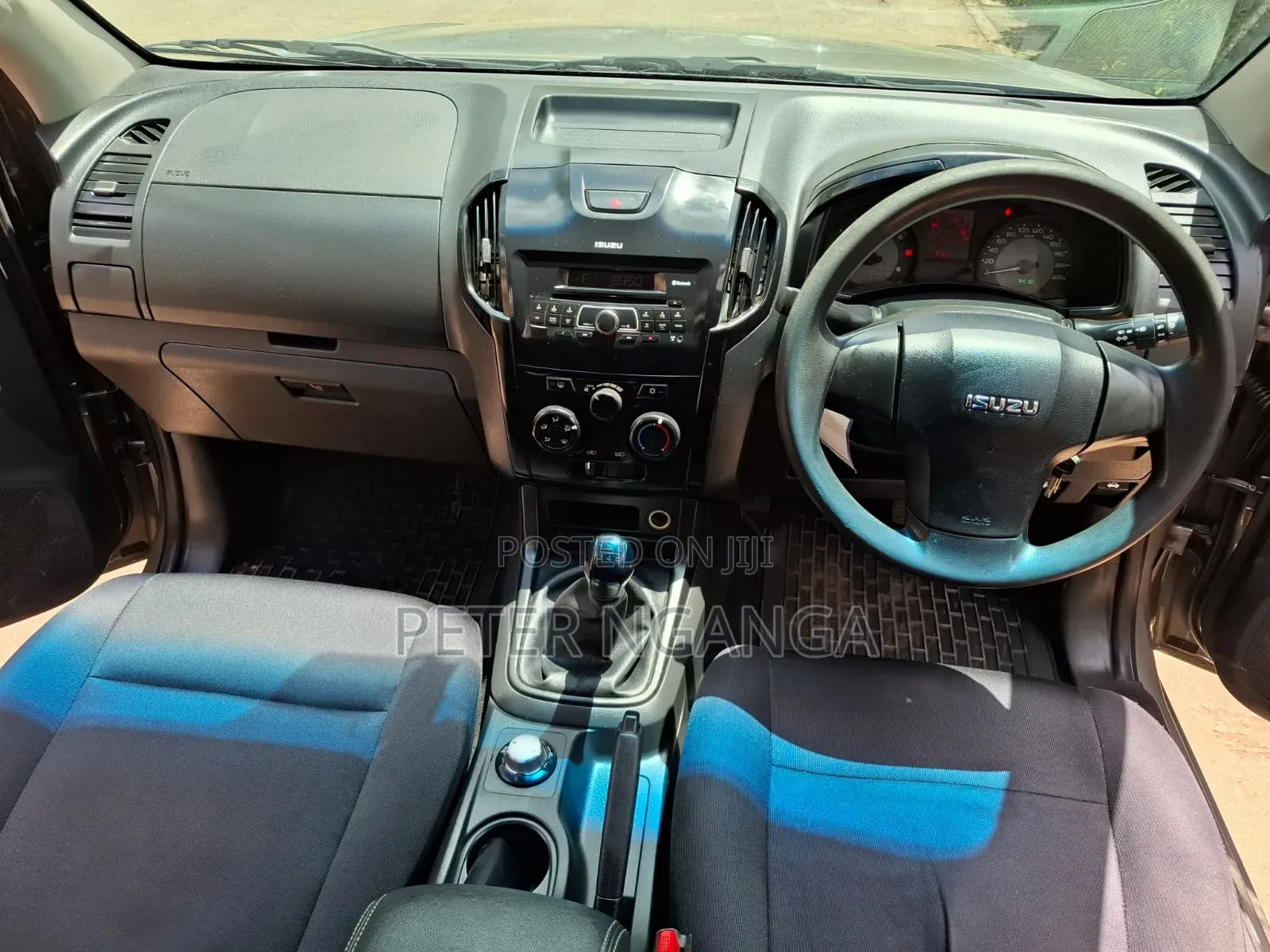 Isuzu D-MAX 2022 Gray