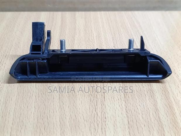 Outer Handle Corsa/Starlet Rear Left - thumbnail 2