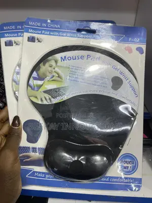 Mouse Pads With Gel Wrist Support