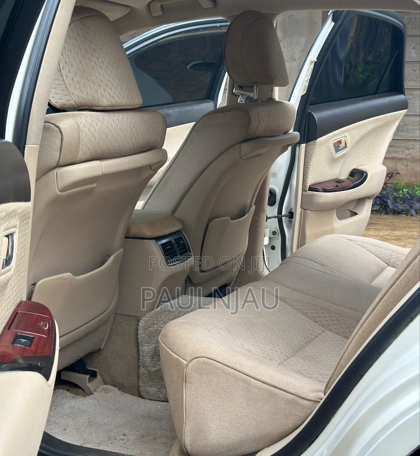 Toyota Crown 2009 White