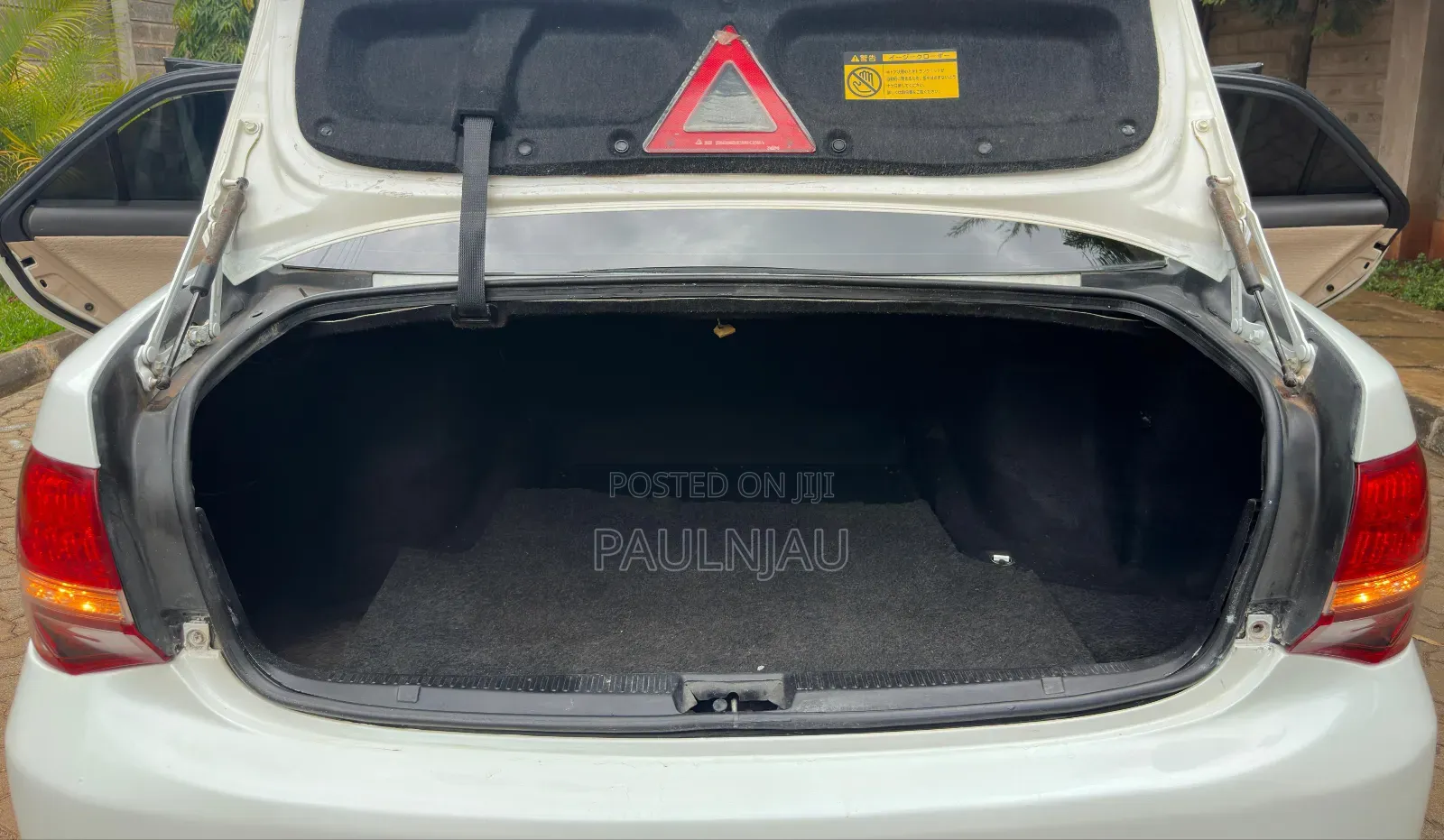 Toyota Crown 2009 White