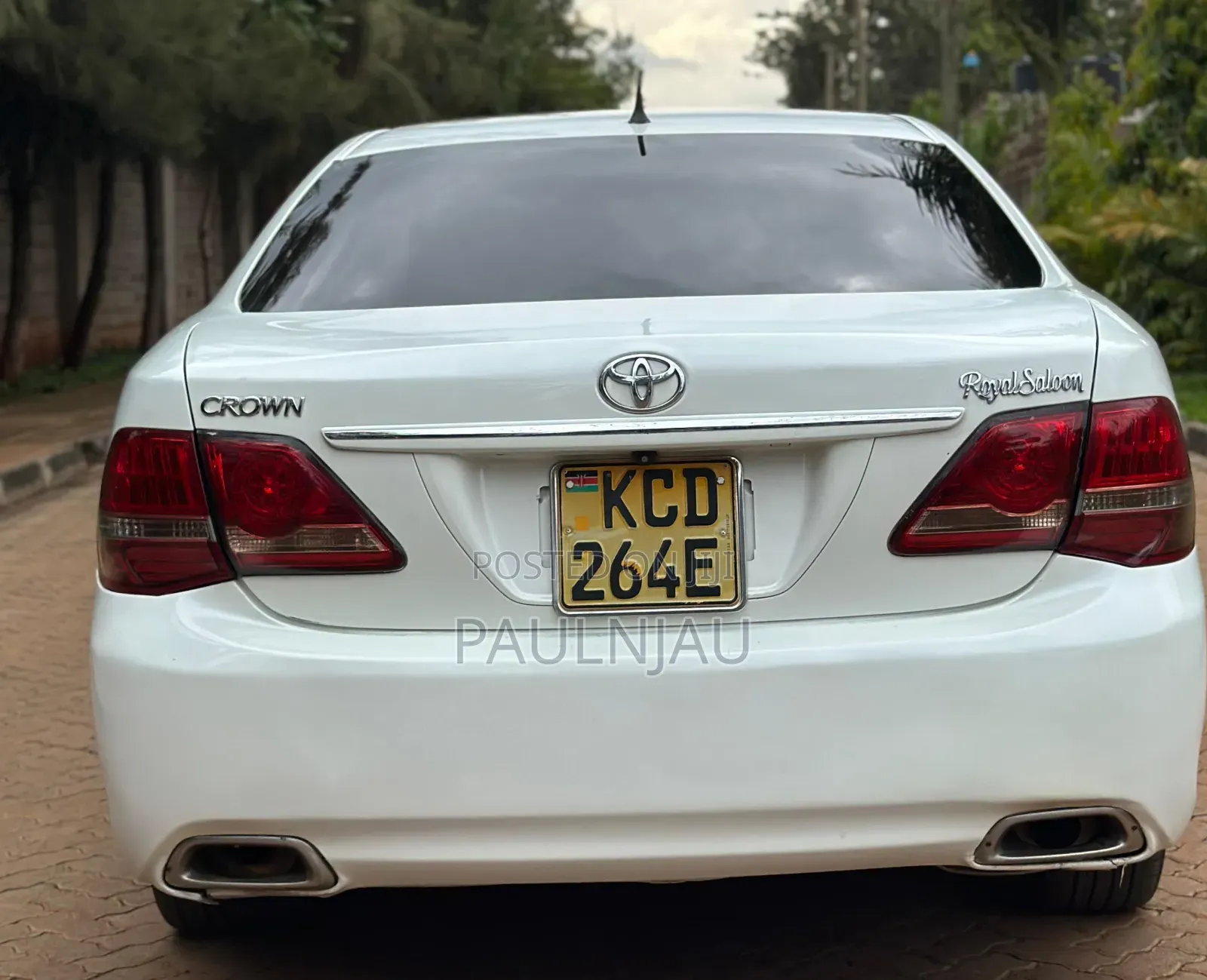 Toyota Crown 2009 White
