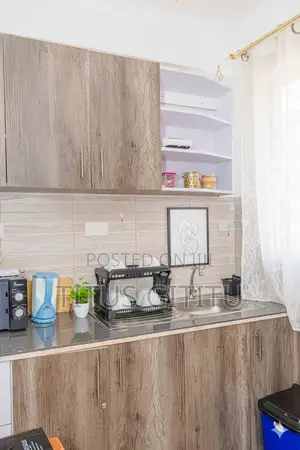 Spacious Studio Nanyuki | Mount Kenya Views | Parking Gated Estate |