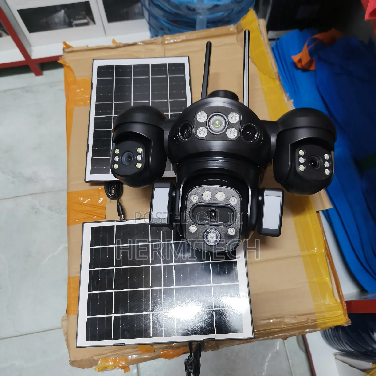 CCTV Surveillance 4g 4 Lens 4 Screens Dua Panel