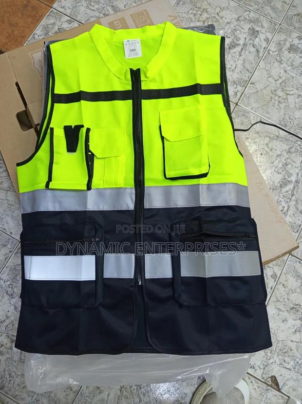 High-visibility Reflective Safety Vest Reflector - main view