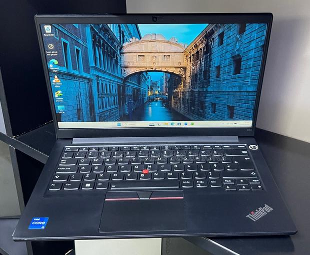 Laptop Lenovo ThinkPad E14 Gen 2 8GB Intel Core i5 SSD 256GB - main view