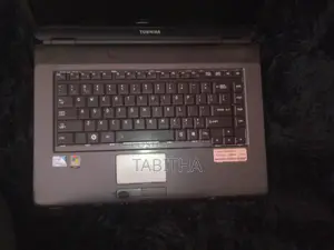 Laptop Toshiba Satellite L300 2GB Intel Celeron HDD 128GB