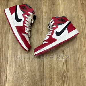 Nike Air Jordan 1 Retro High Og "Chicago" Sneakers