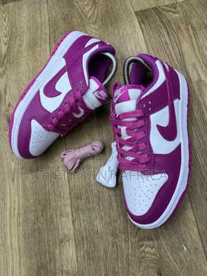 Nike Dunk Low Active Fuchsia Sneakers