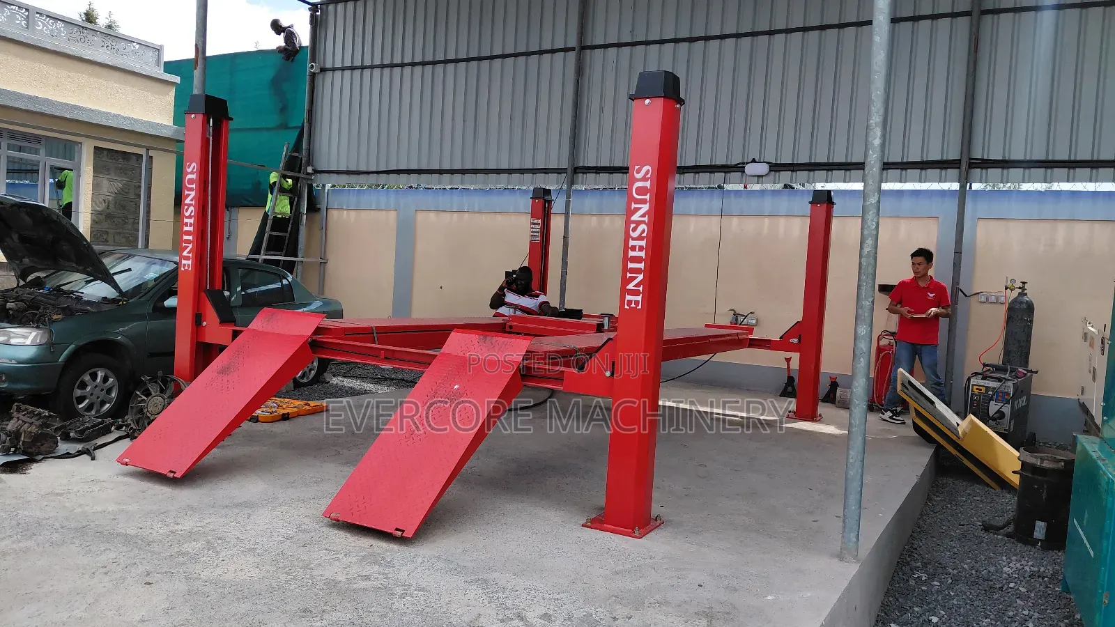 Sunshine Italy 4tonne Four Post Carlift Machine Electric Hydraulic.