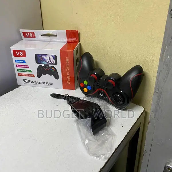 Techsuit V8 Red Bluetooth Game Controller Multi-Platform