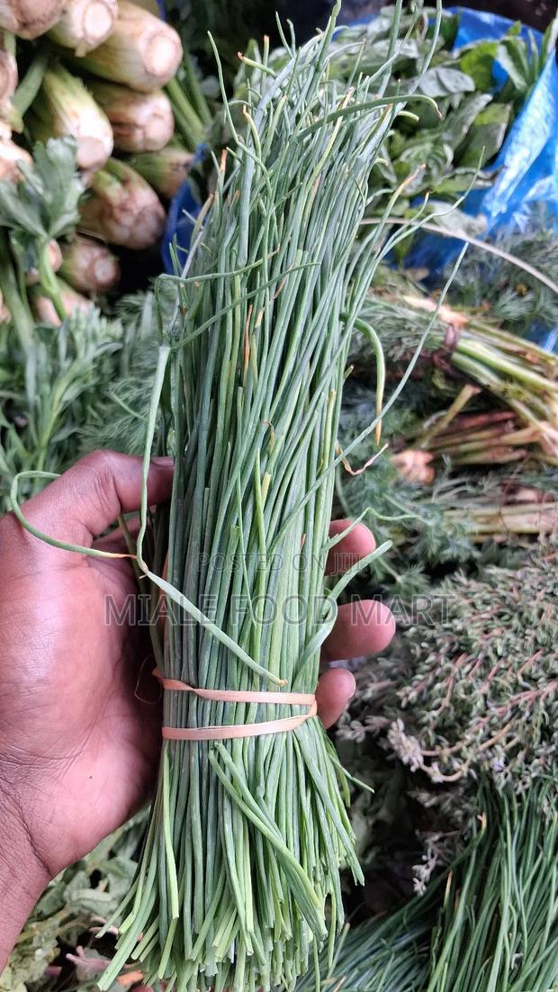 Fresh Herbs. Thyme, Dill, Basil, Oregano, Lemon Grass, Chives, Mint . - thumbnail 6