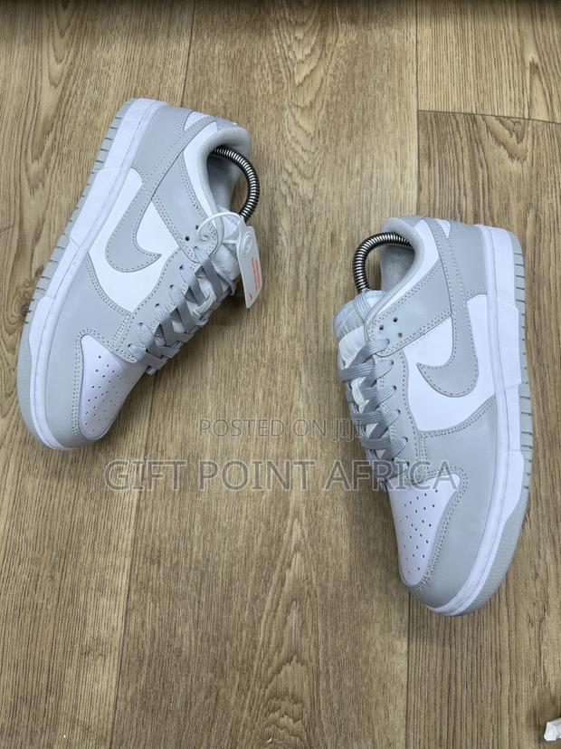 Nike Dunk Low "Grey Fog" Sneakers - thumbnail 3