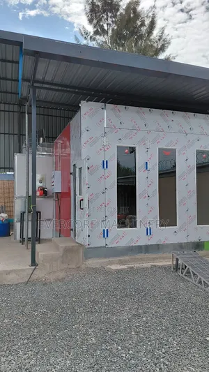 Automatic Vehicle Paint Drier Spray Booth Machine 7.2m Long.