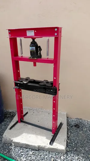 Heavy Duty 32t Hydraulic Press Machine Manual Powered.