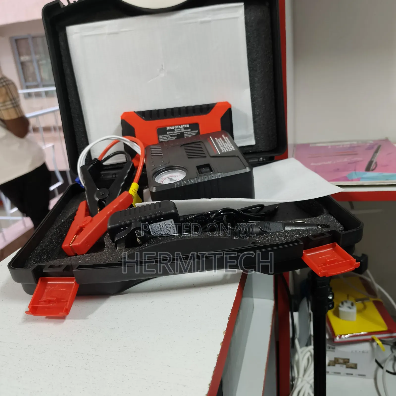 High Quality and Powerful Tool Jump Starter Kit for All Types of Cars