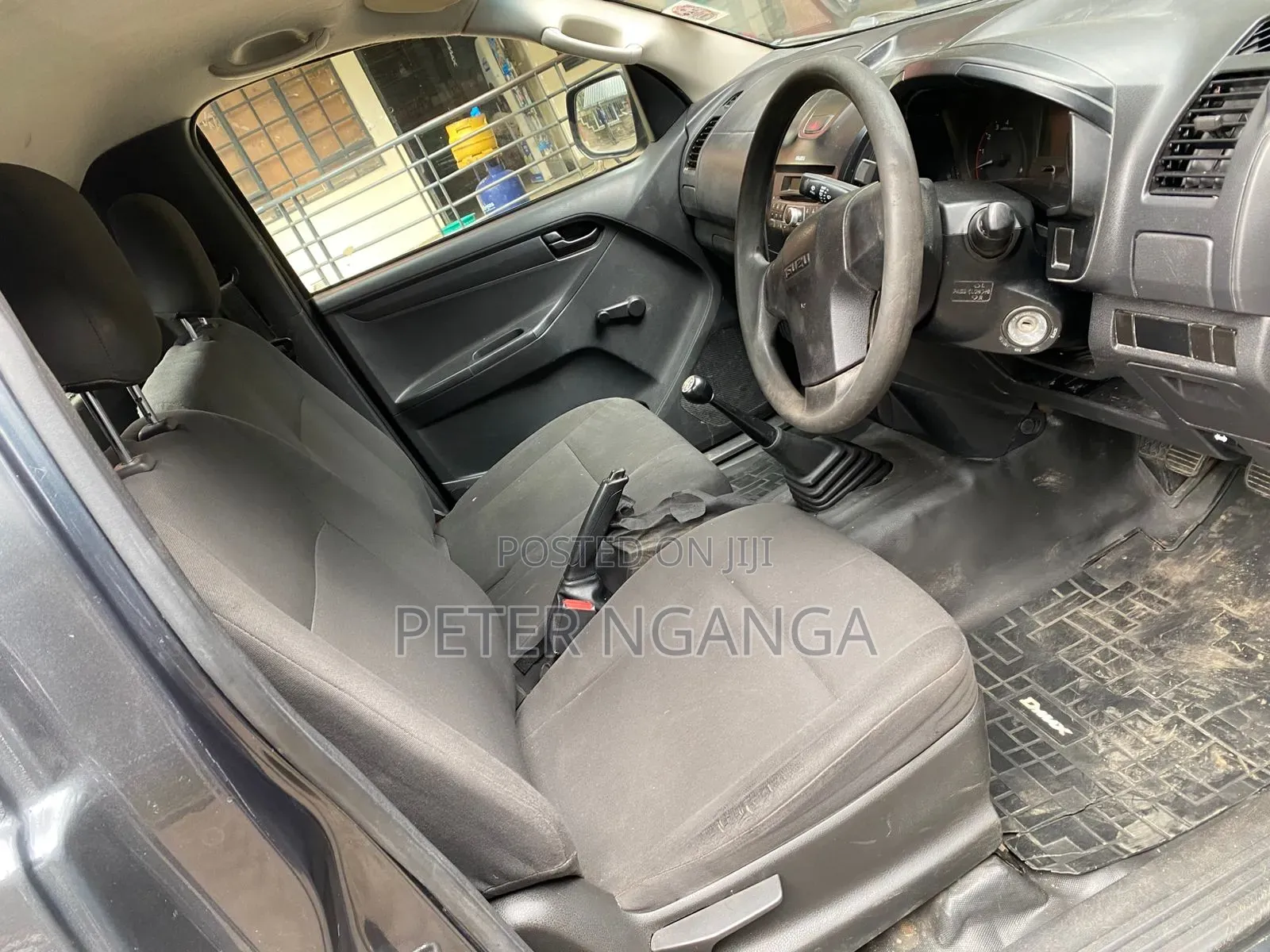 Isuzu D-MAX 2022 Gray