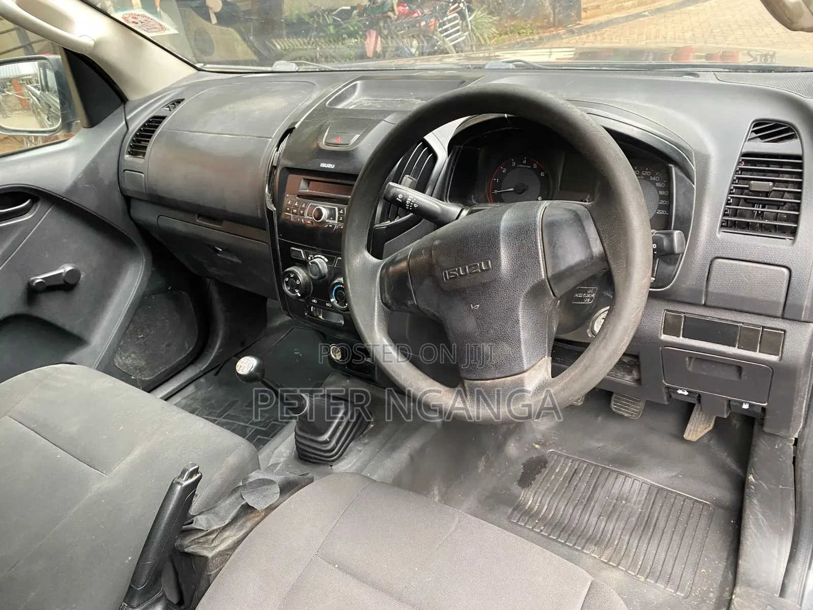 Isuzu D-MAX 2022 Gray