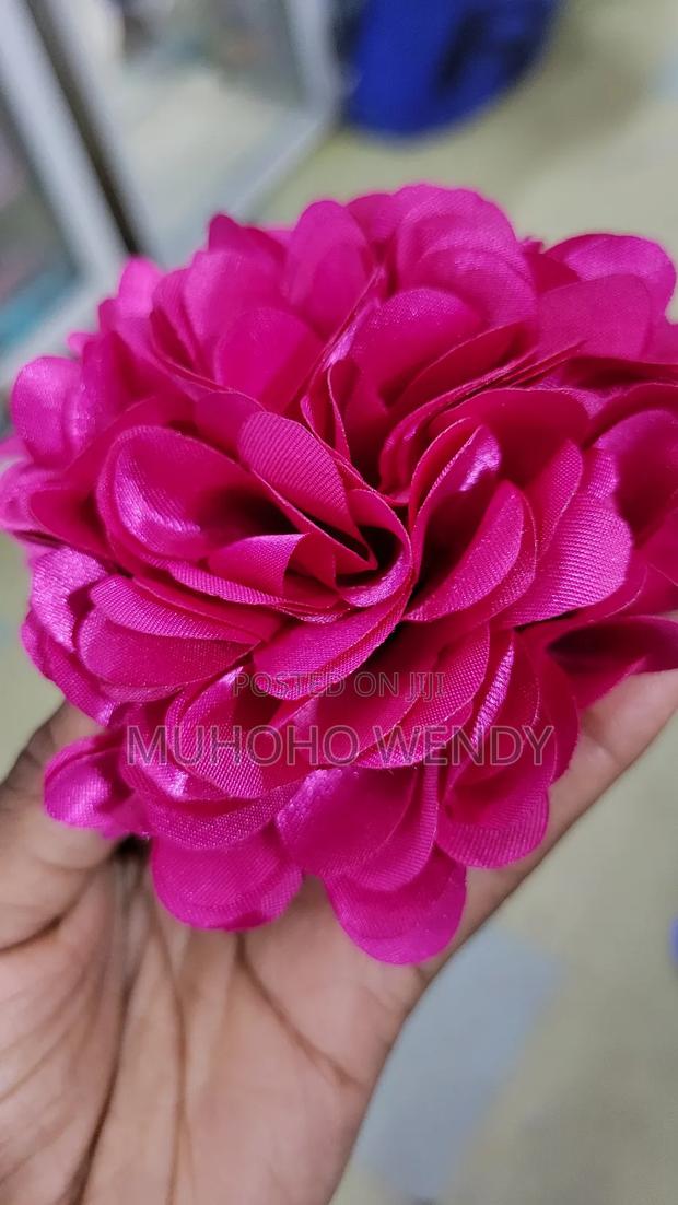 Hot Pink Flower Clips - thumbnail 3