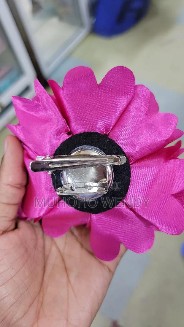 Hot Pink Flower Clips - thumbnail 5