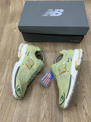 Bryant Giles X New Balance 2002r Sneakers
