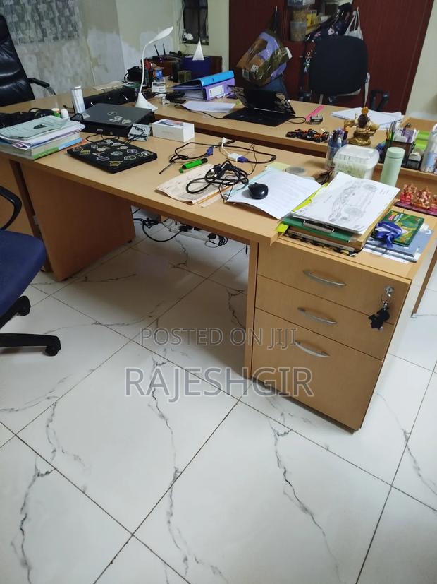 Office Desk - thumbnail 3