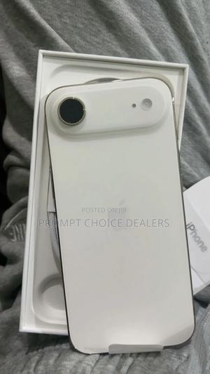 New Apple iPhone Air 256 GB White - main view