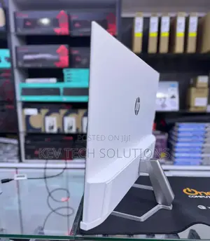 Hp 22 Inches Monitor With Sound Bar.