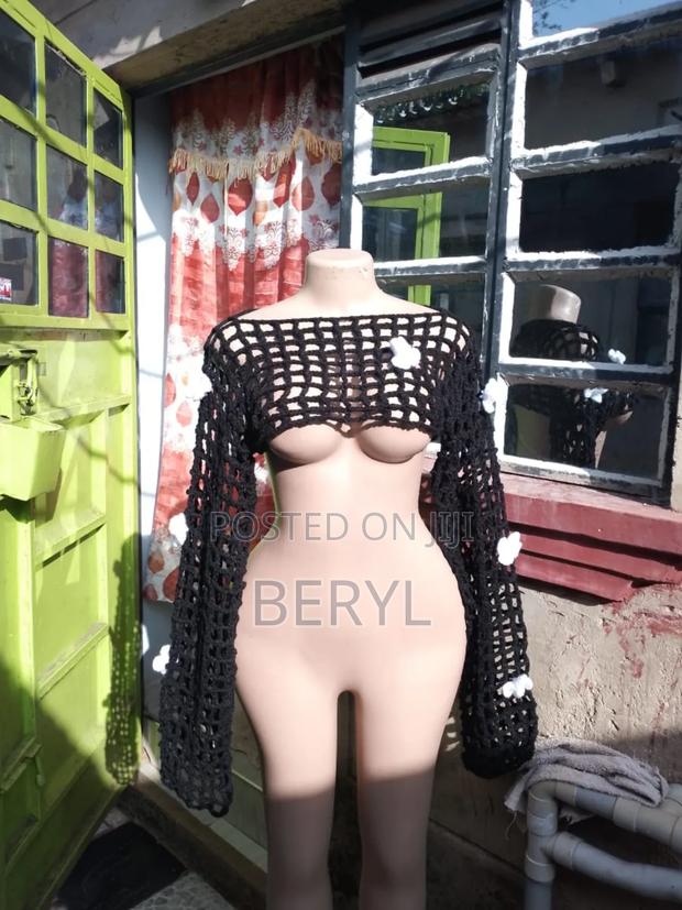 Shrugs,Bralets and Ruffle Hats - thumbnail 3