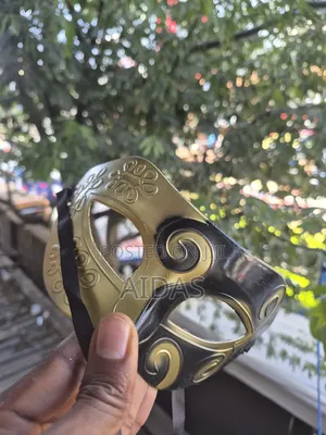 Carnival Masquerade Face Mask – Party Photoshoot Prop