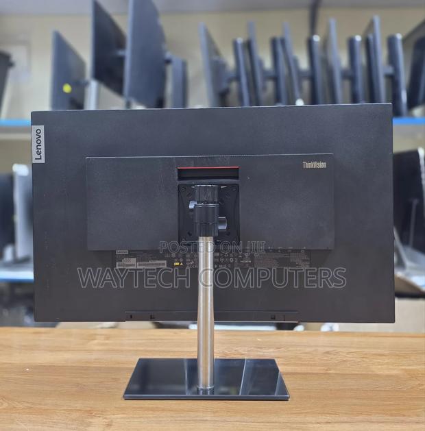 Lenovo Think Vision 32inch - thumbnail 3