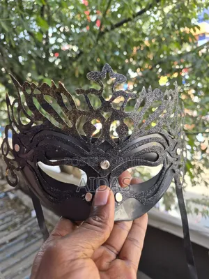 Luxury Masquerade Party Mask for Adults – Carnival / Halloween / Prom