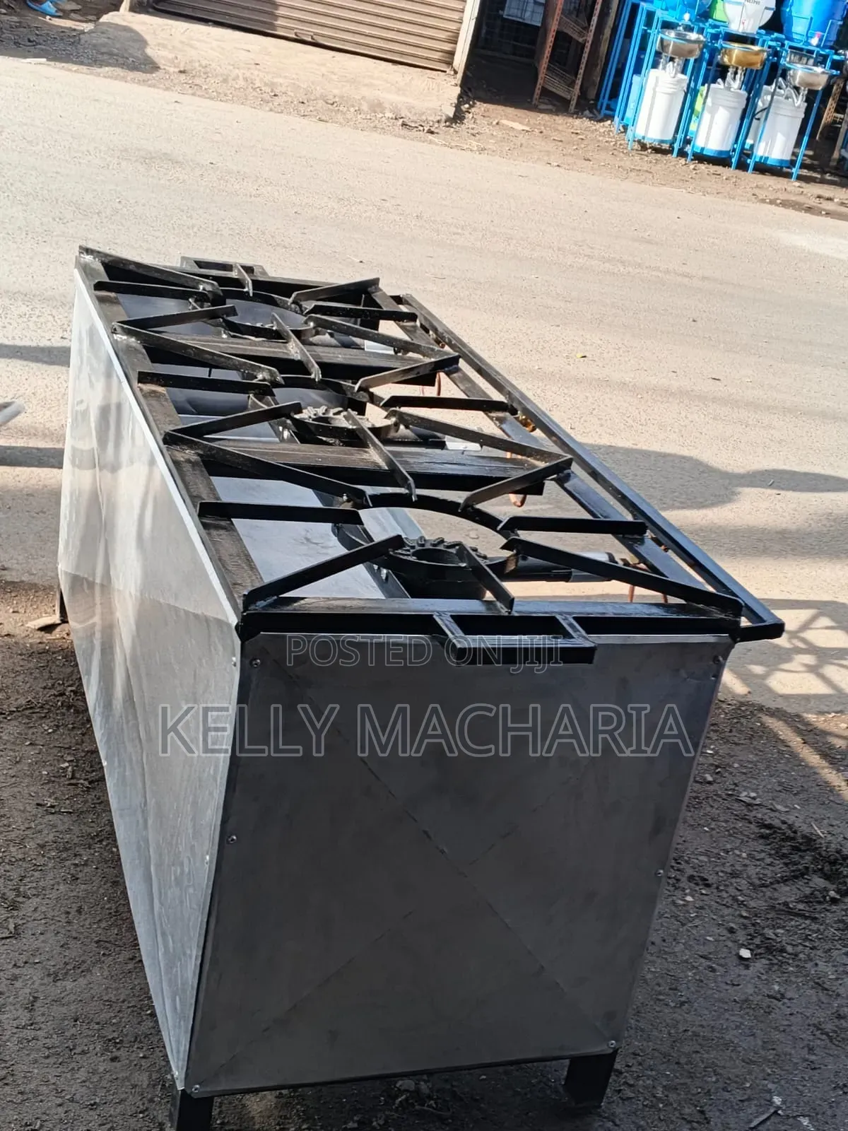 Commercial Closed Three Burner Gas Grill Jikos