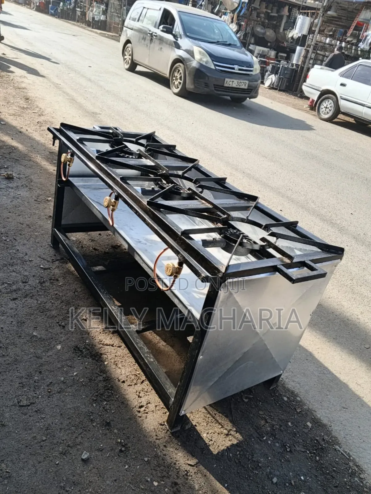 Commercial Closed Three Burner Gas Grill Jikos