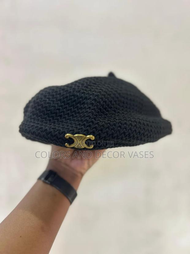 Black or Gray Woollen Berets