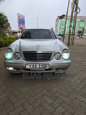 Mercedes-Benz E200 1998 Silver
