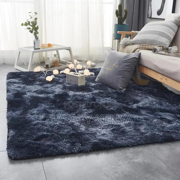 Fluffy Carpets - 5×8 Feets - main view