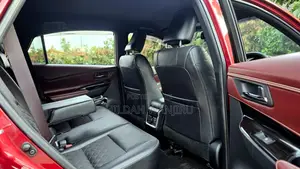 Toyota Harrier 2018 Maroon