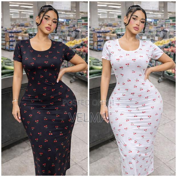 Dress Availaible - thumbnail 2