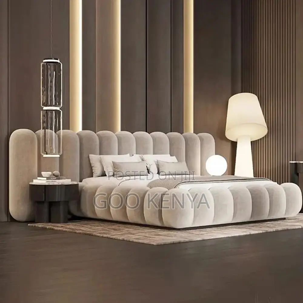 Home Bed; Fabric Tufted Queen Bed Frame With Modern Bubble Design