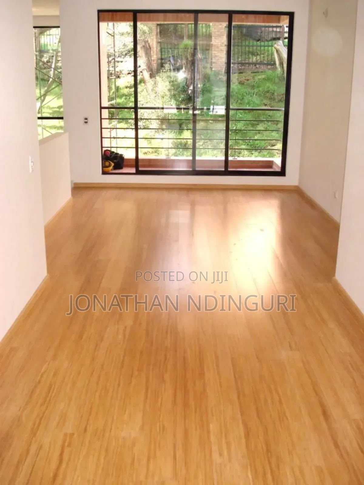 Scratch Resistant SPC Flooring Services