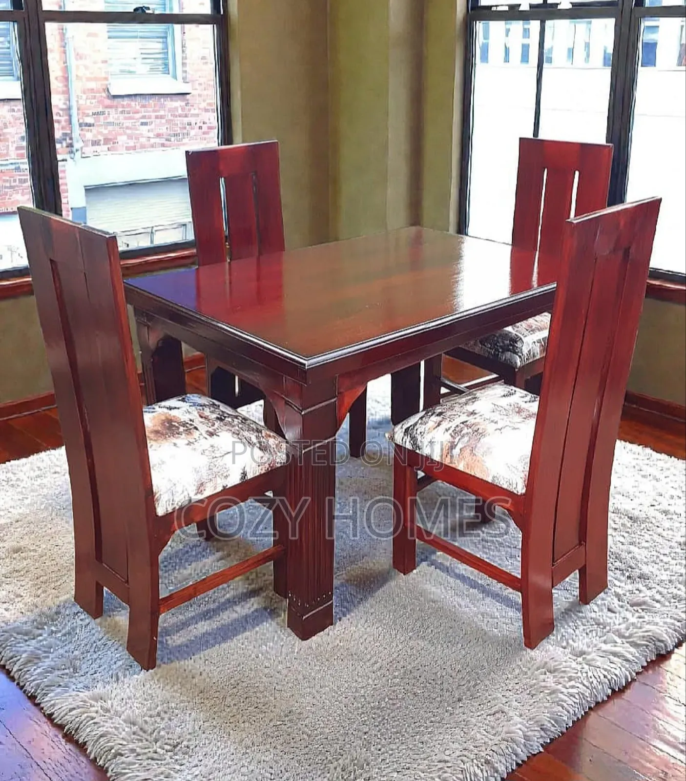 A Rectangular All Wooden 4 Seater Dining Set Dining Set for Daily Use