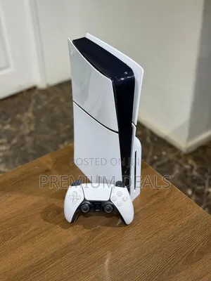 C1 Clean Ps5 Slim With One Controller.