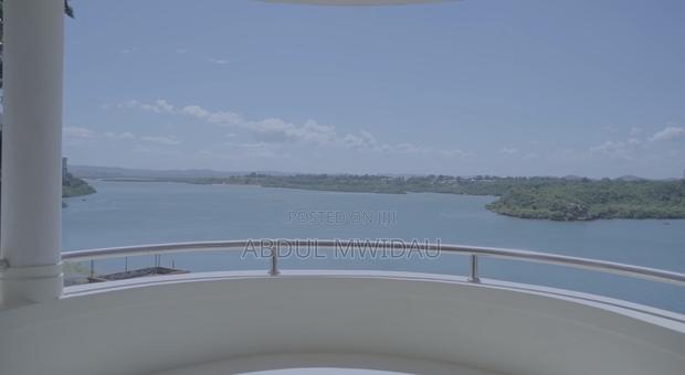 5bdrm Mansion in Tudor Nora for sale - thumbnail 4
