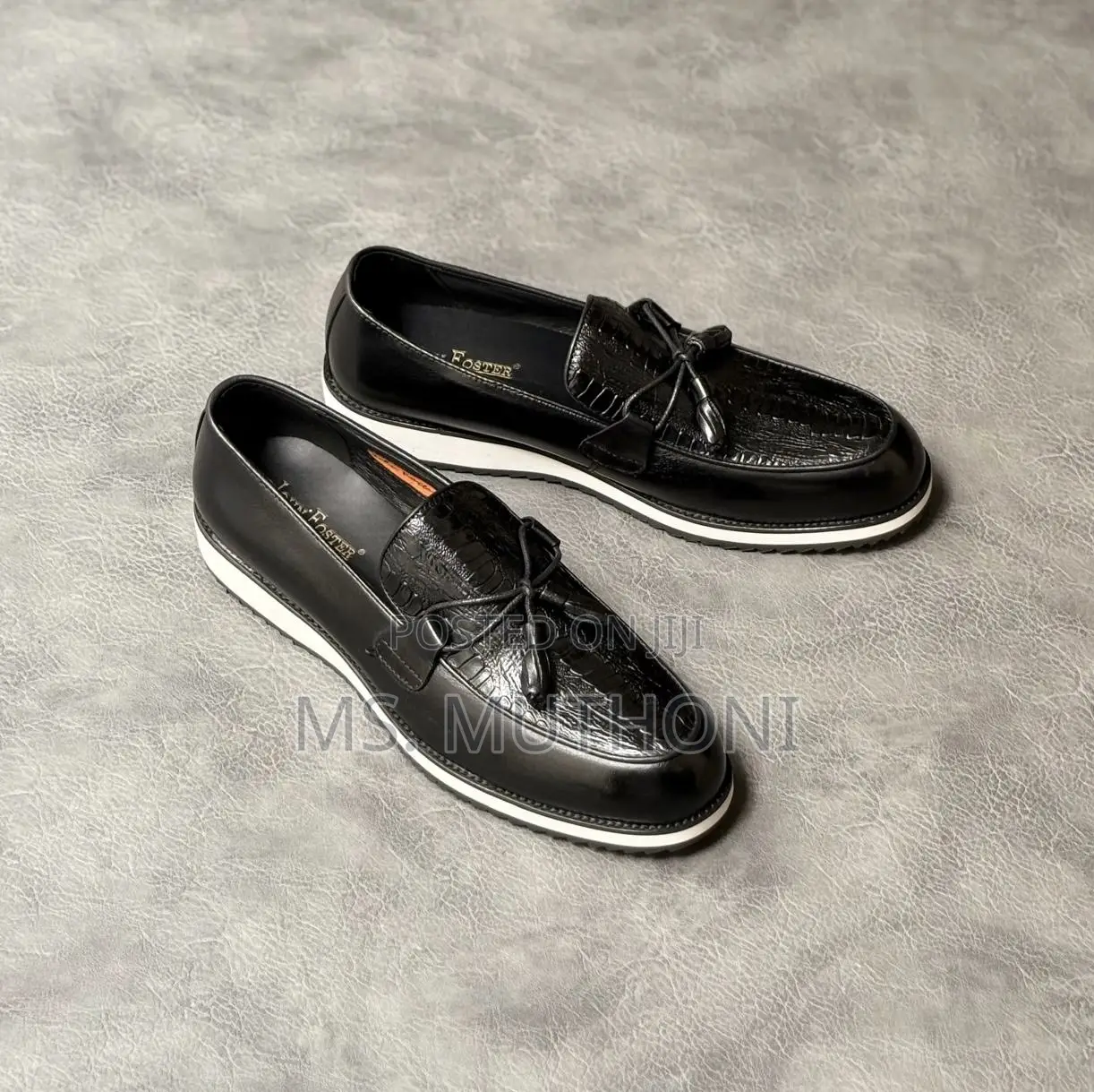 John Foster Brand Crocodile-Printed Leather Loafers With Tassle